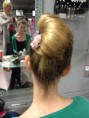 /album/feestkapsels/chic-opgestoken-haar-met-bloemen-2-jpg1/